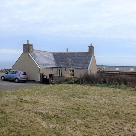 Fabulous Location With Sea And Castle View - Nc500 Bed & Breakfast Keiss Bagian luar foto